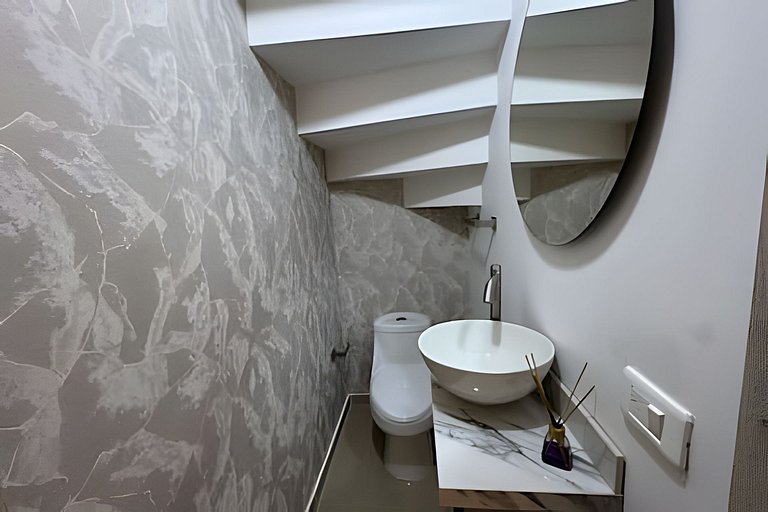 Luxury House in Manga